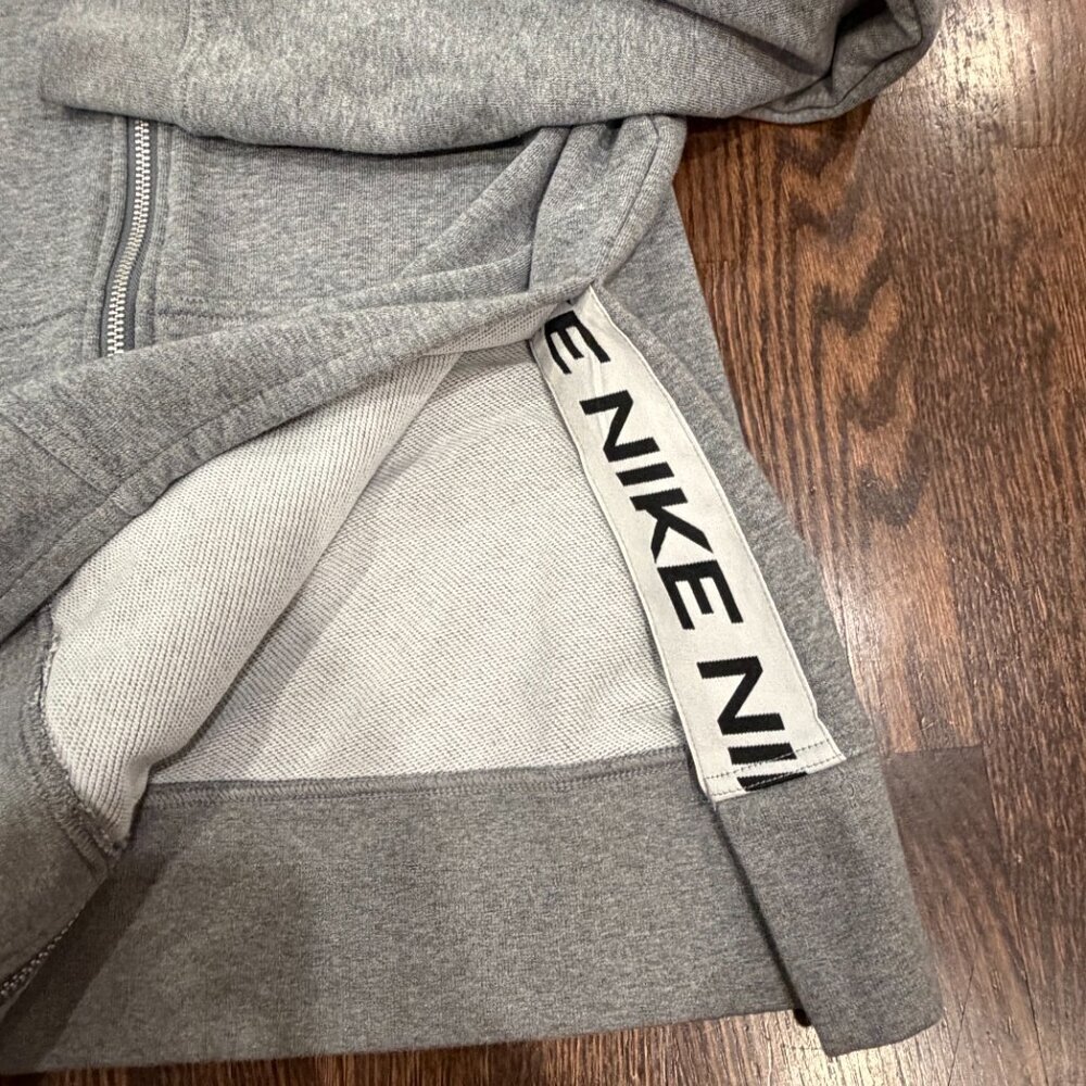 Nike Women’s Gray Split Hem Full Zip Hoodie Sweatshirt Medium - Picture 4 of 14